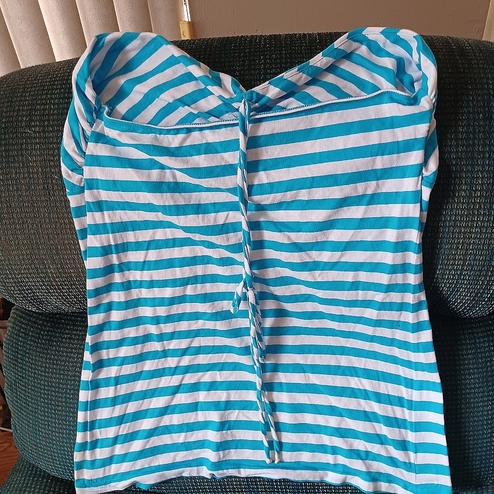 Halter with tie strap - Picture 3 of 3
